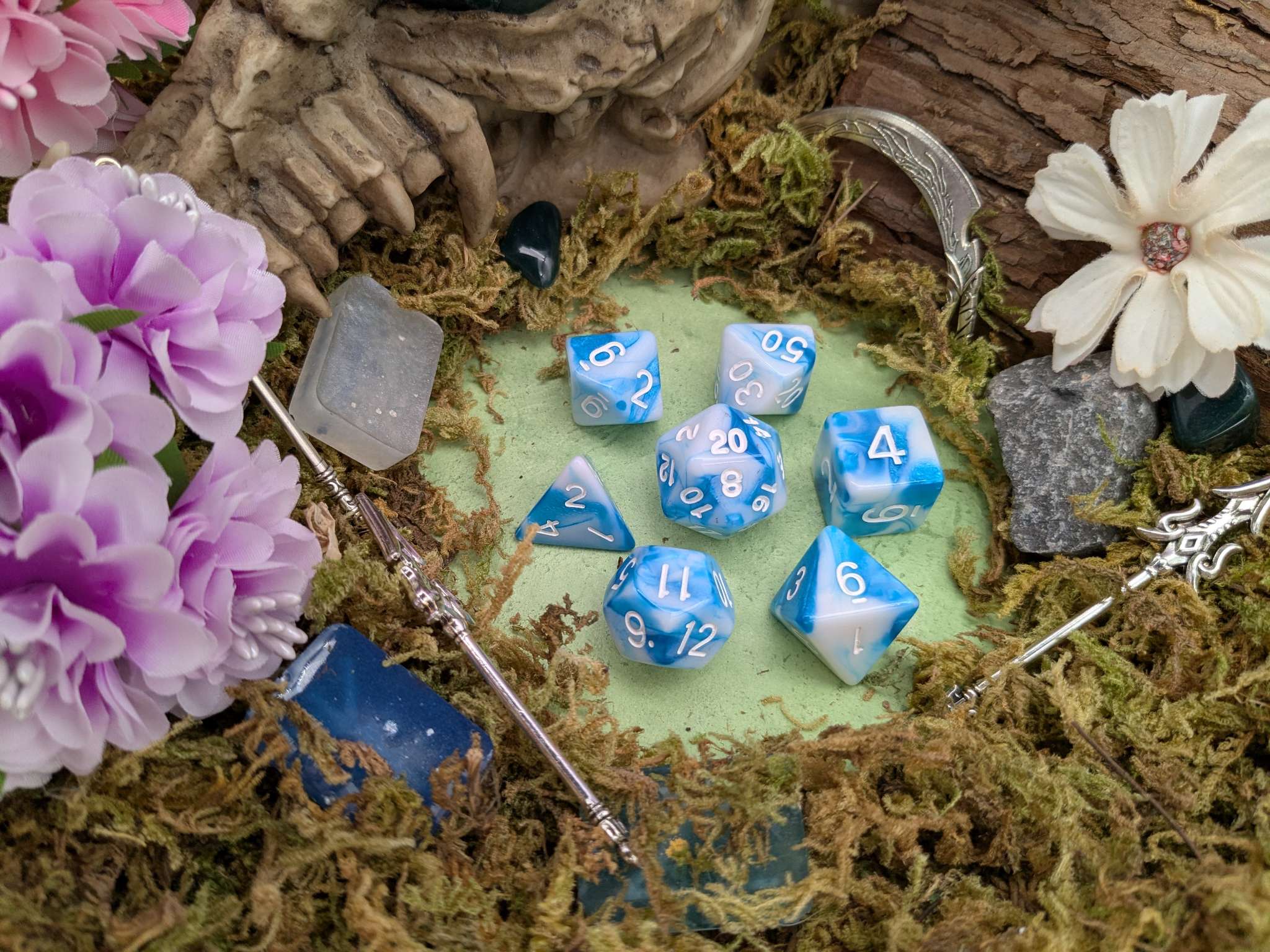 Tie-Dye Blue and White Dice Set