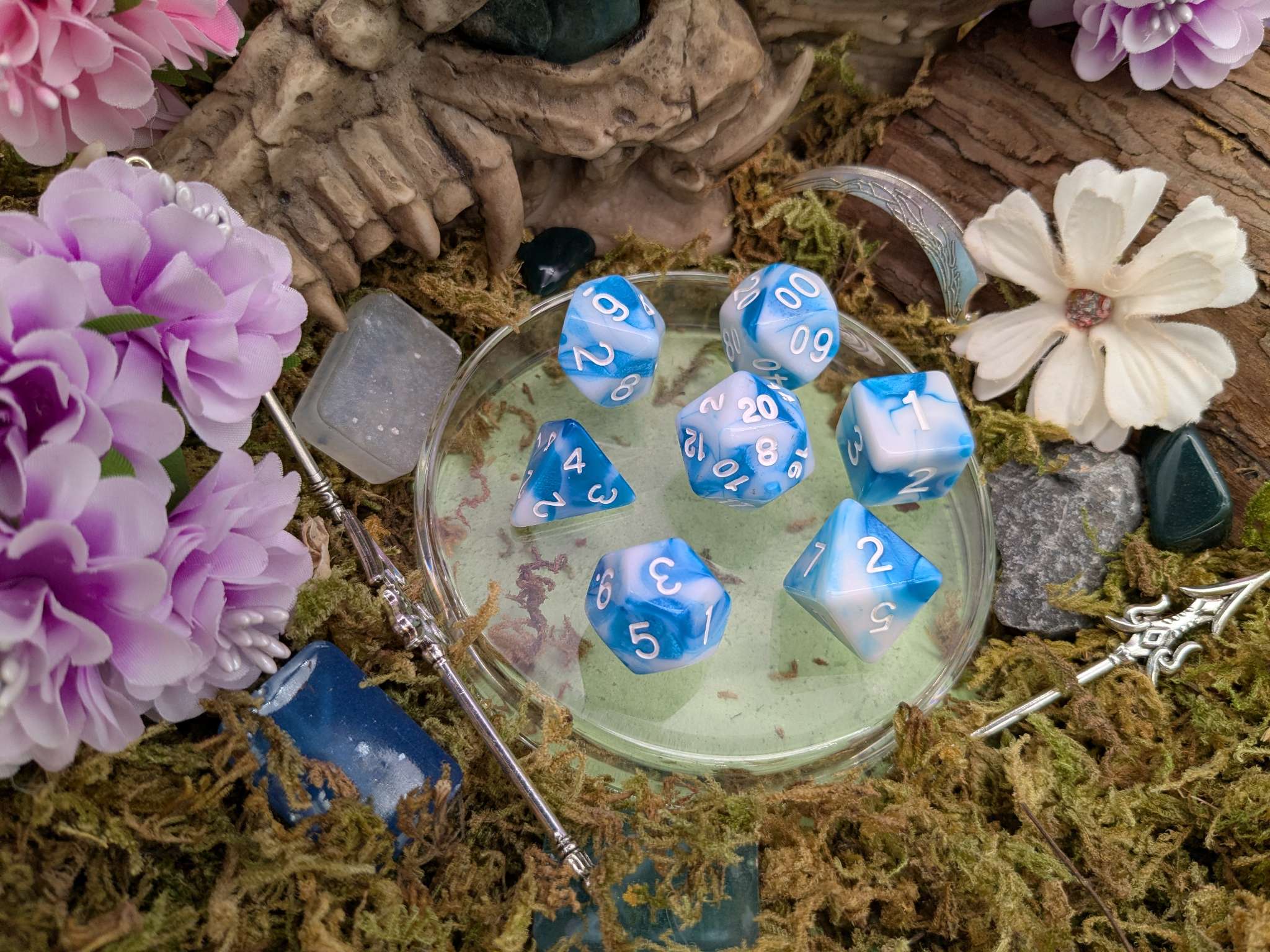 Tie-Dye Blue and White Dice Set
