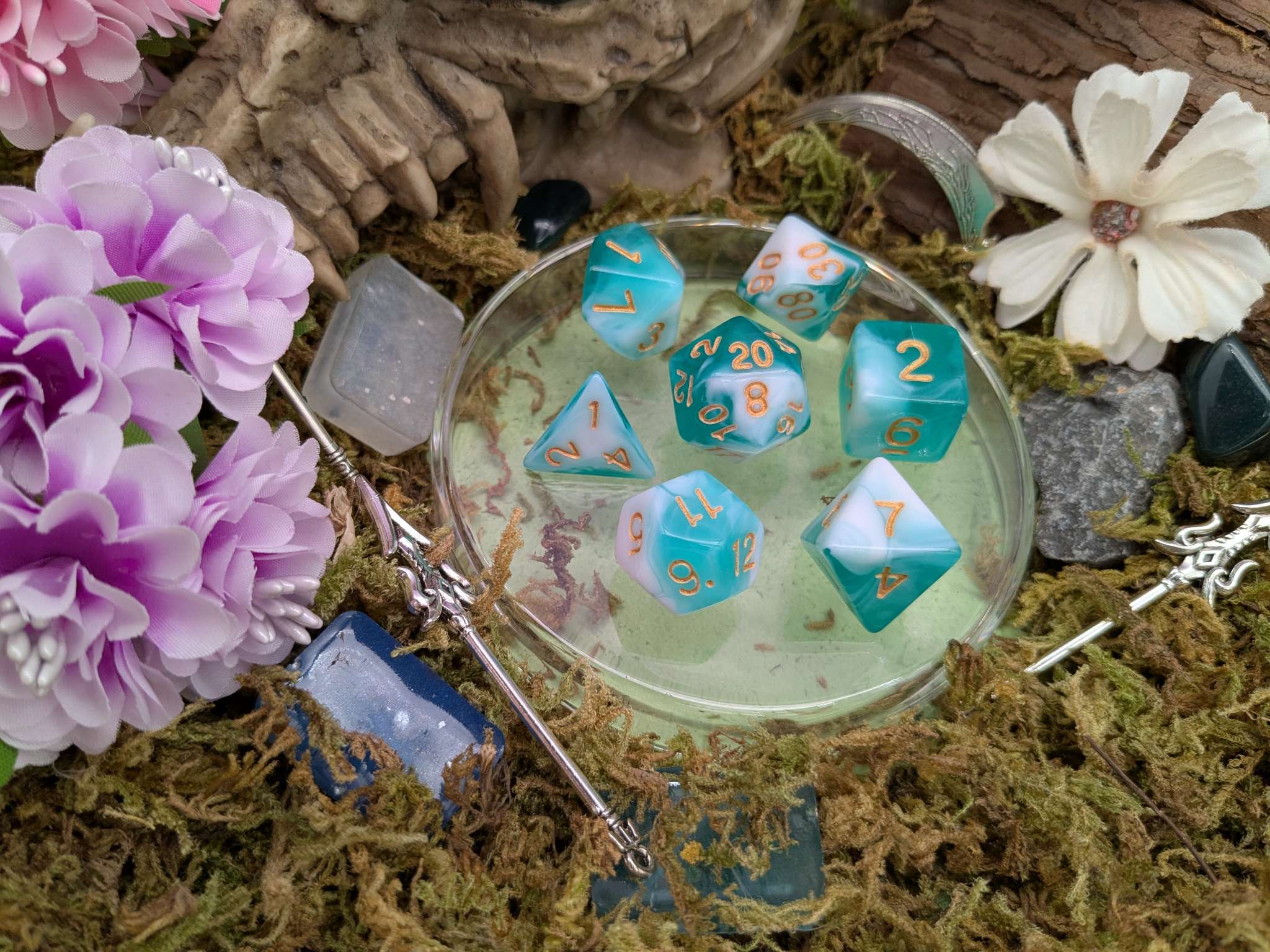 Tie-Dye Matcha Dice Set