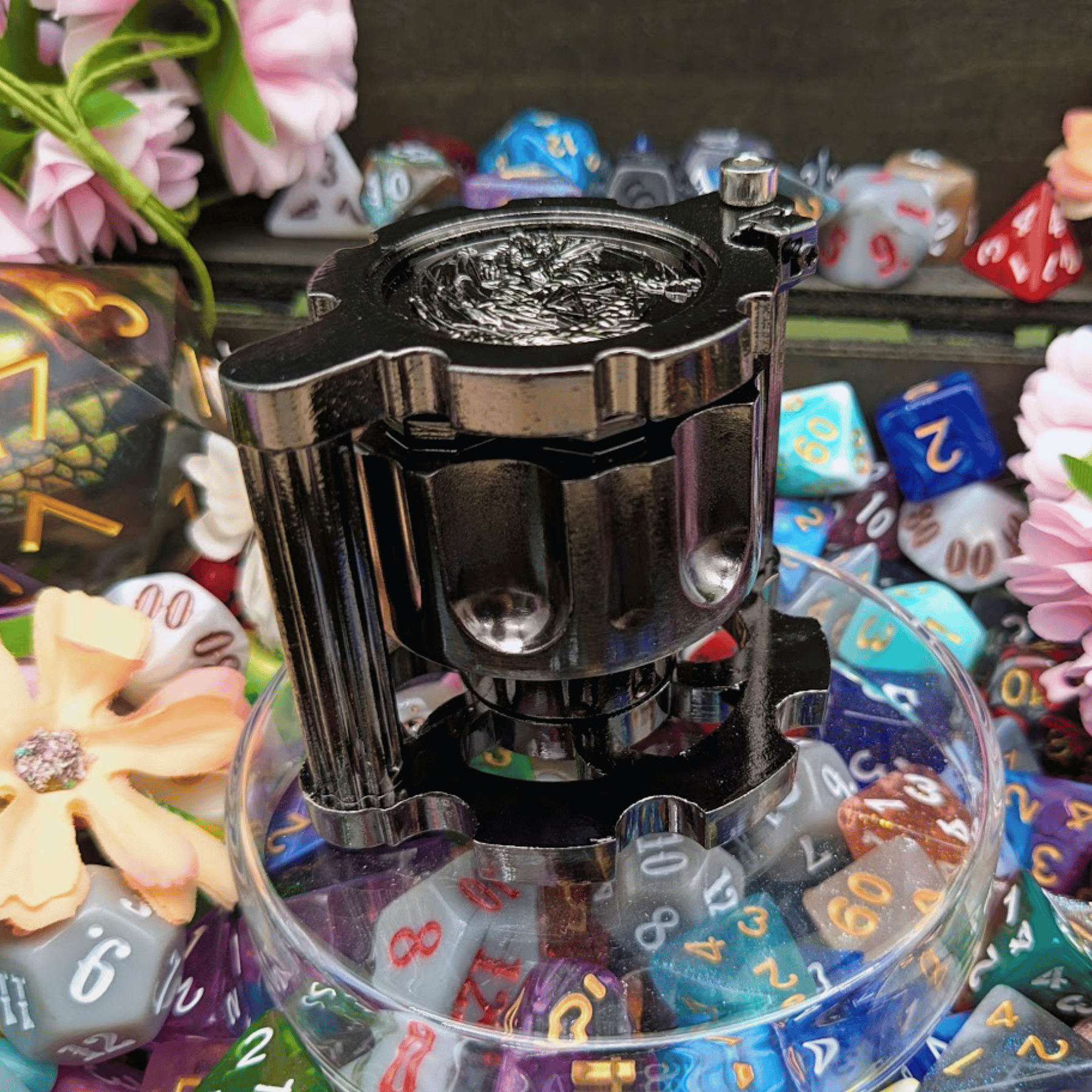 Revolver Dice Holder with Metal bullet dice
