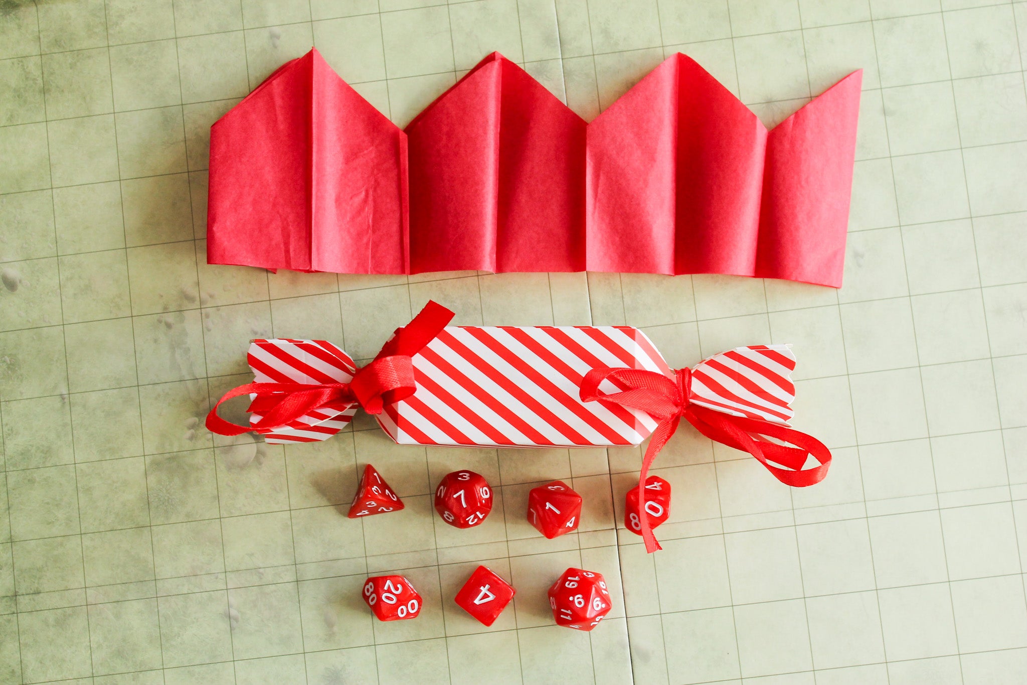 DnD Luxury Christmas Crackers with full set of dice - Mystery Dice Goblin