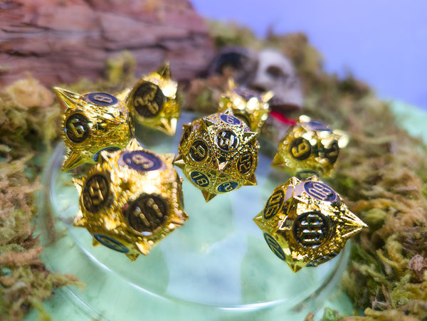 Divine Judgement | Caltrops Metal Dice Set