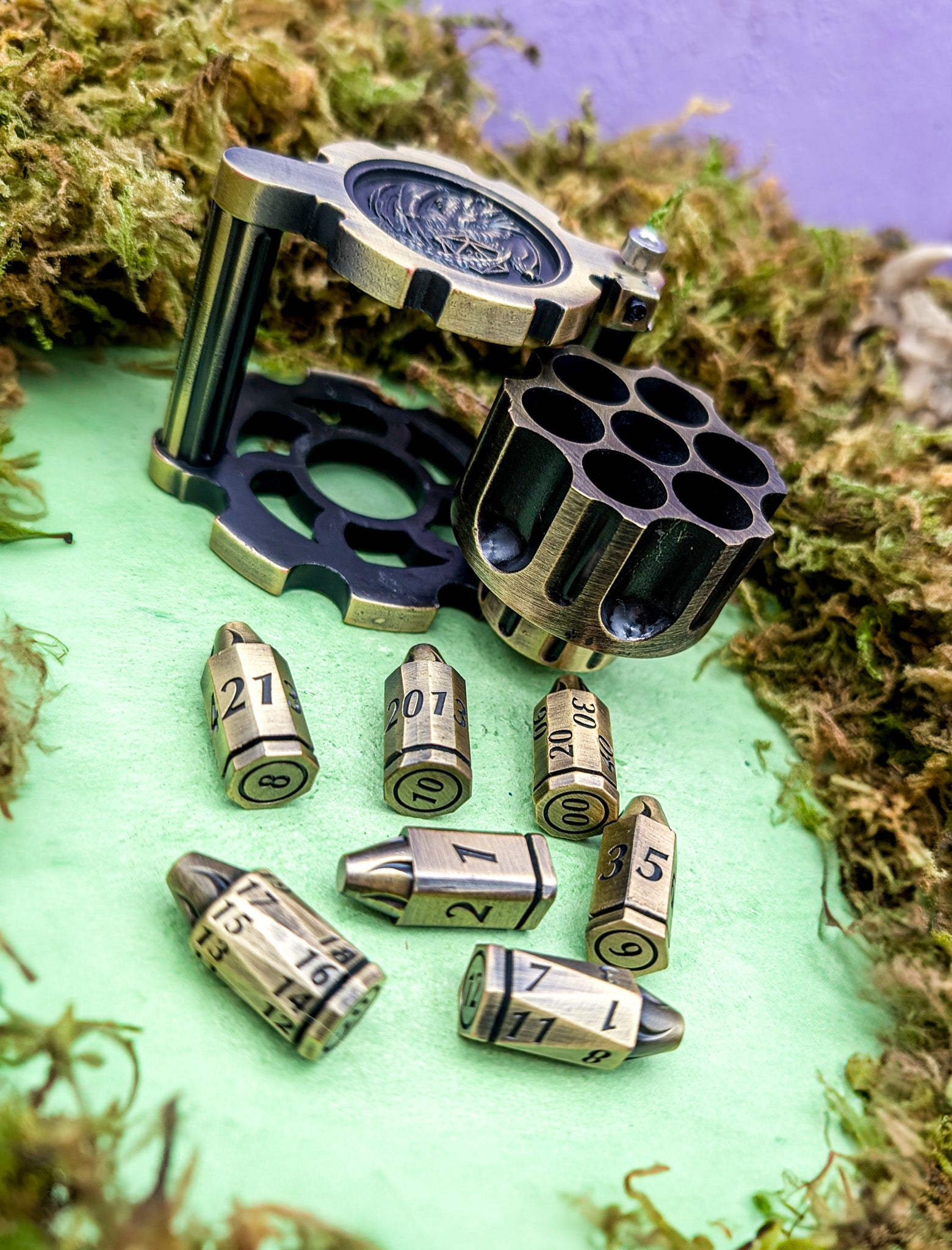 Revolver Dice Holder with Metal bullet dice