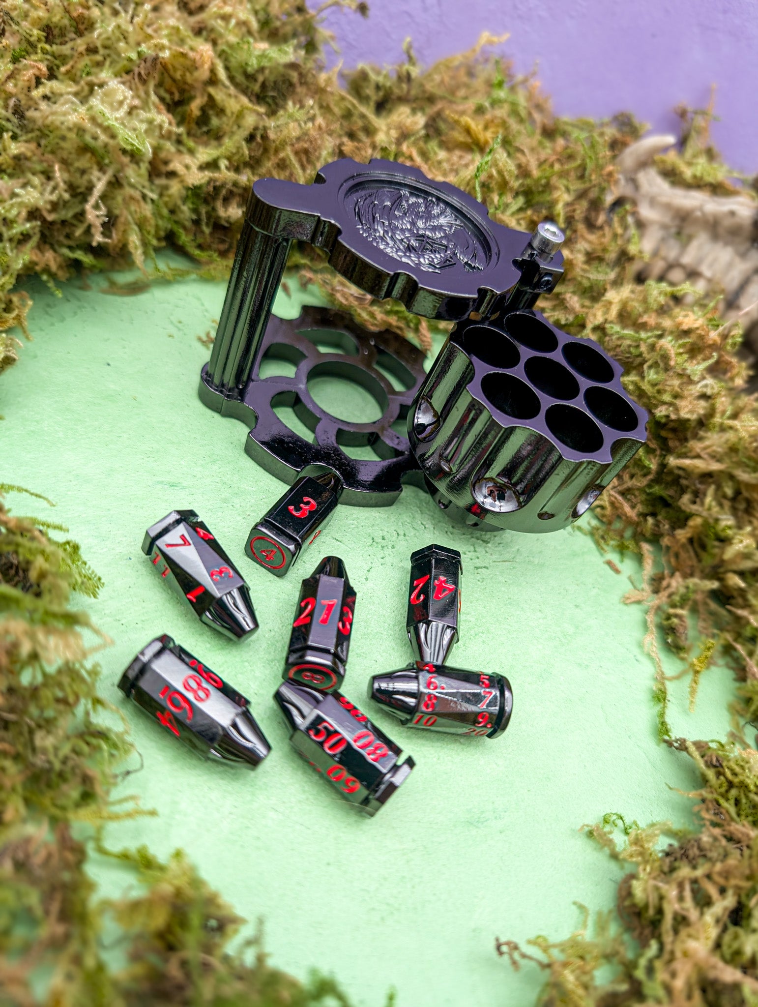 Revolver Dice Holder with Metal bullet dice