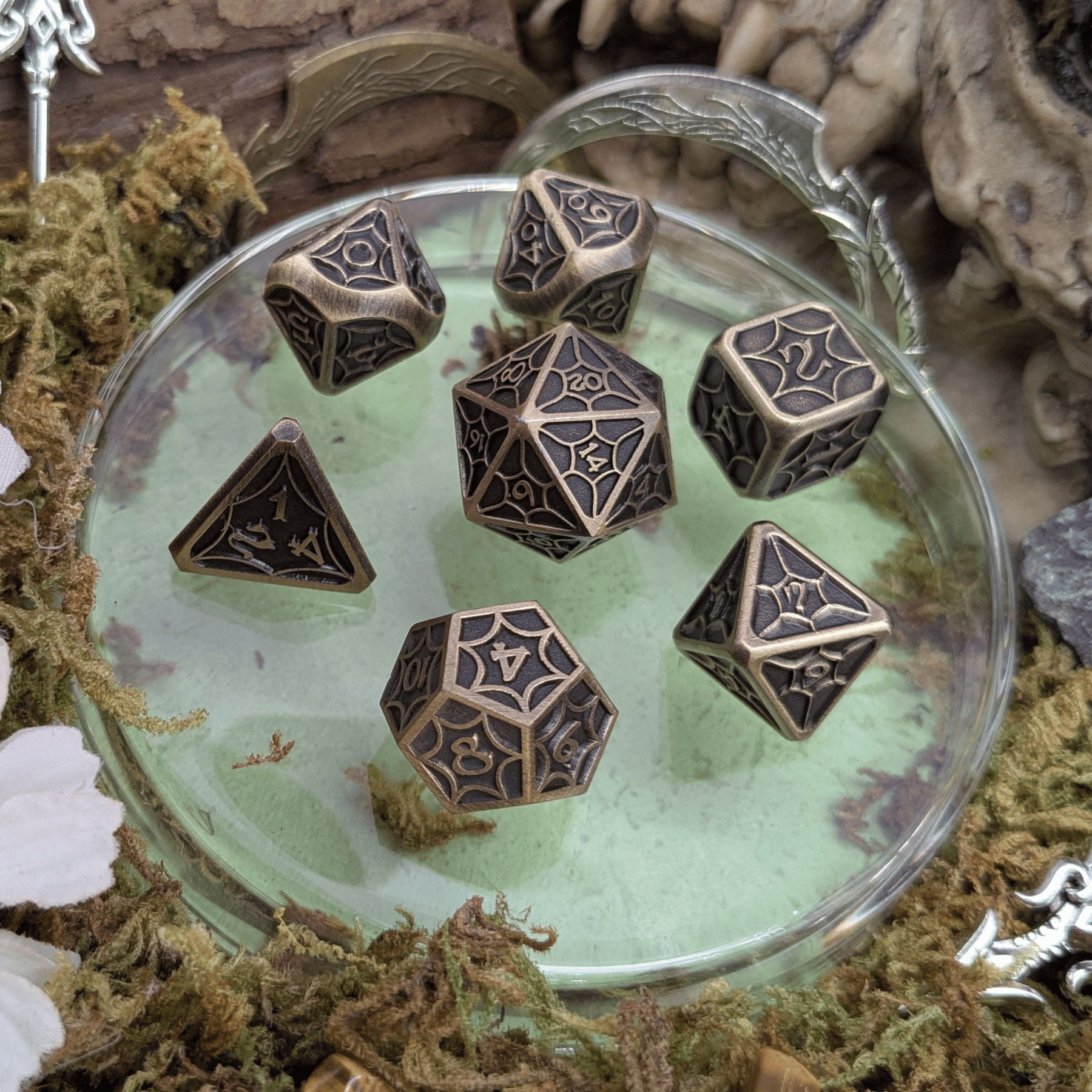 Web Gold Metal Core Dice Set