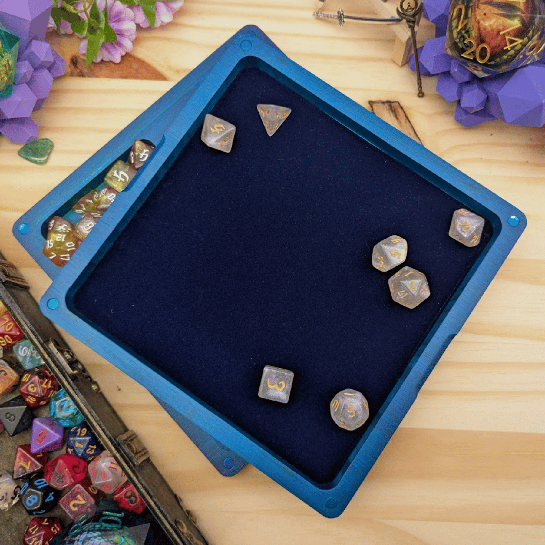 Wooden Dice Box