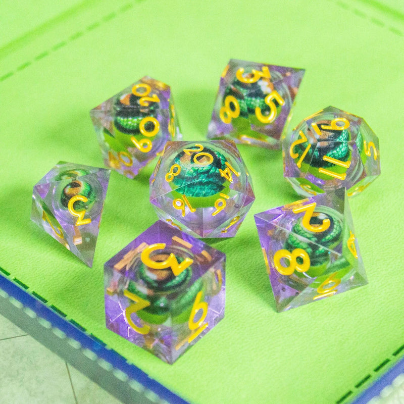 Liquid Core Purple Dragon Eye Dice