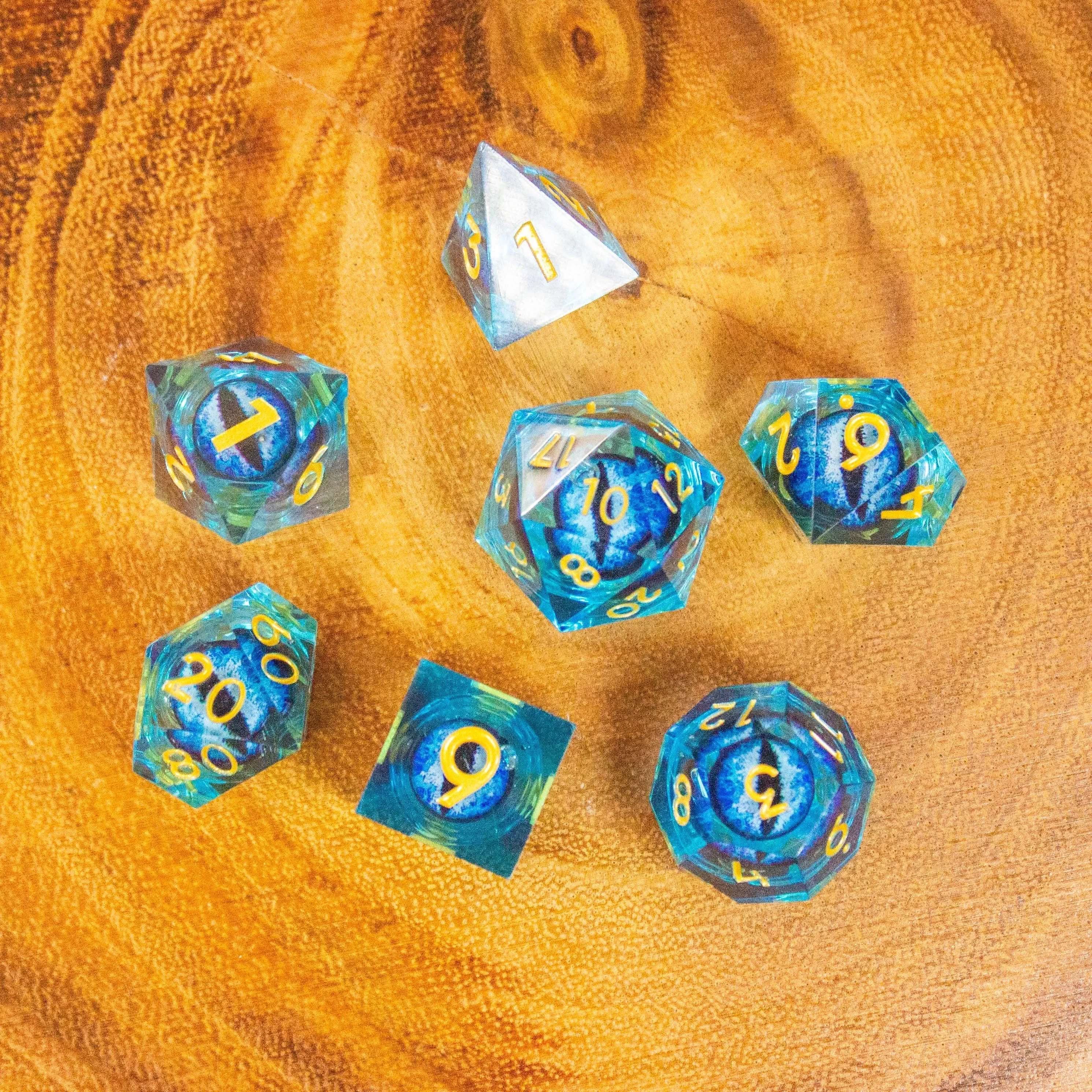 Liquid Core Blue Snake Eye Dice