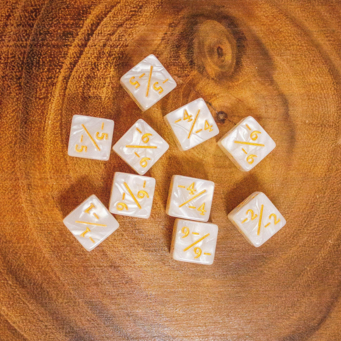 White Marbled Counter Dice! TCG Magic Counter +- Dice Magic Of The Gathering - MysteryDiceGoblins