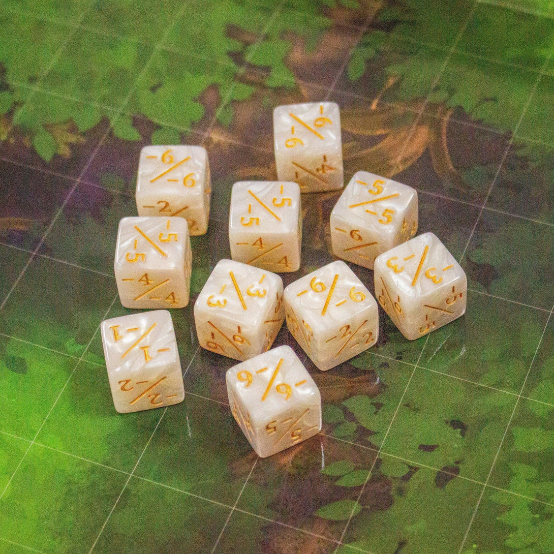 White Marbled Counter Dice! TCG Magic Counter +- Dice Magic Of The Gathering - MysteryDiceGoblins