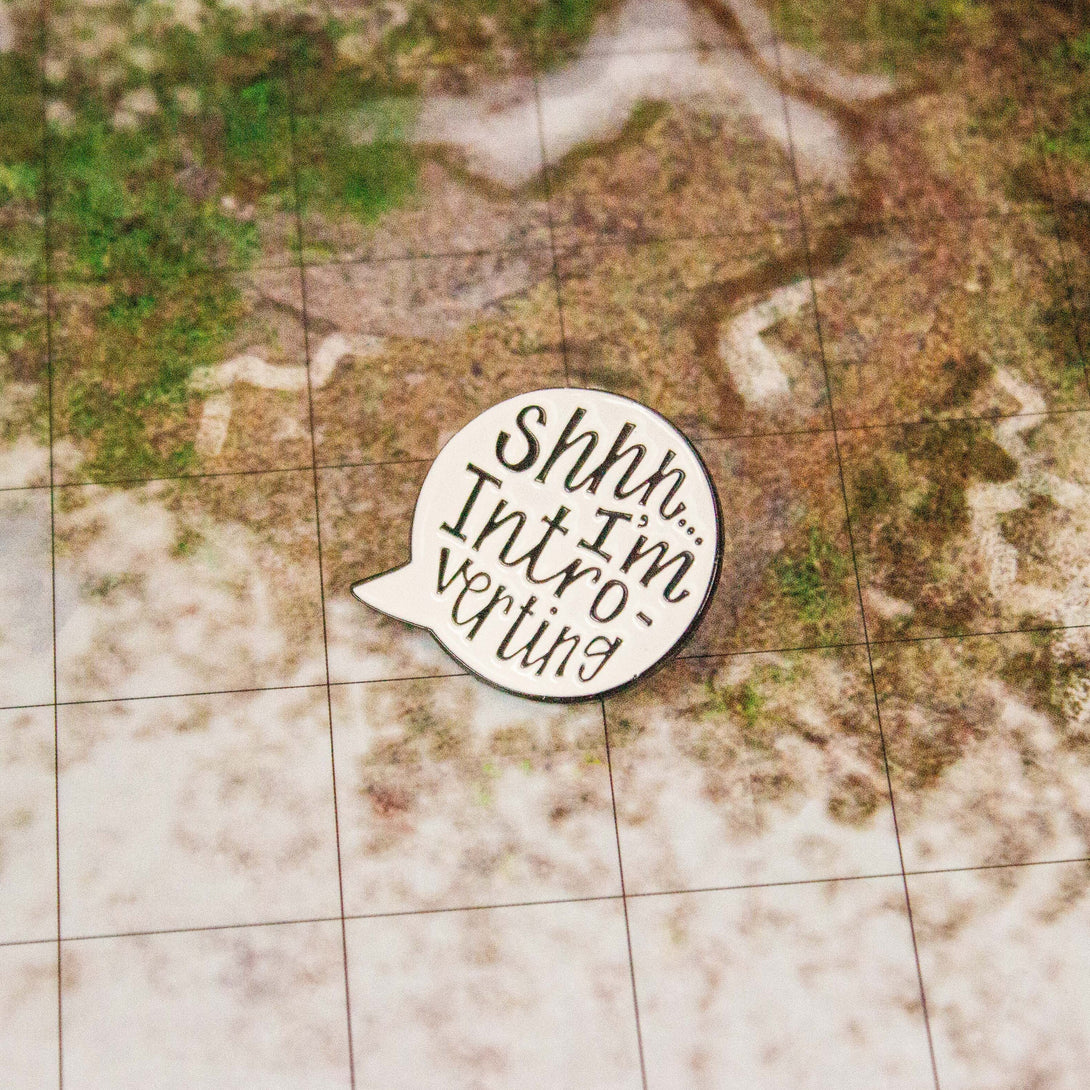 Shhh I'm introverting Enamel Pin | Dnd Humour | Funny pin | Introverted person - MysteryDiceGoblins