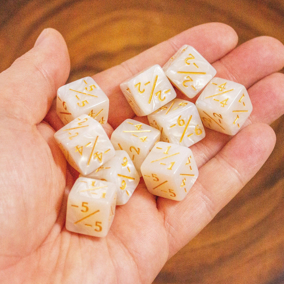 White Marbled Counter Dice! TCG Magic Counter +- Dice Magic Of The Gathering - MysteryDiceGoblins