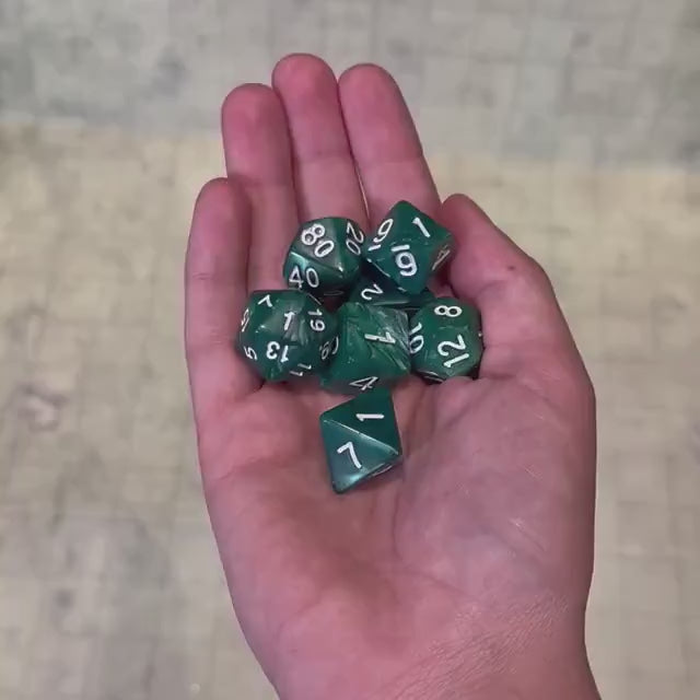 Pearl Hunter Green Dice