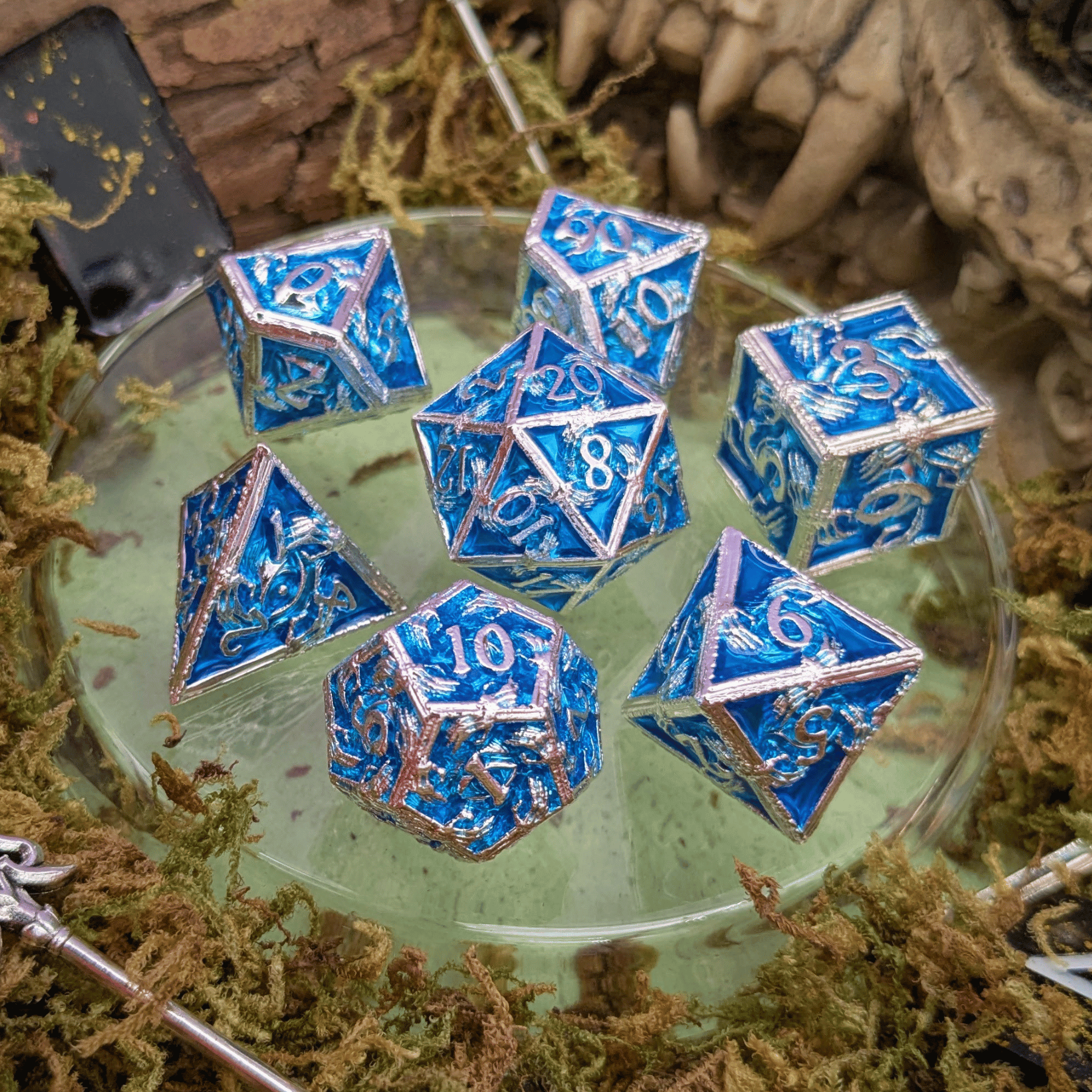 Skeleton Silver and Blue Metal Core Dice Set