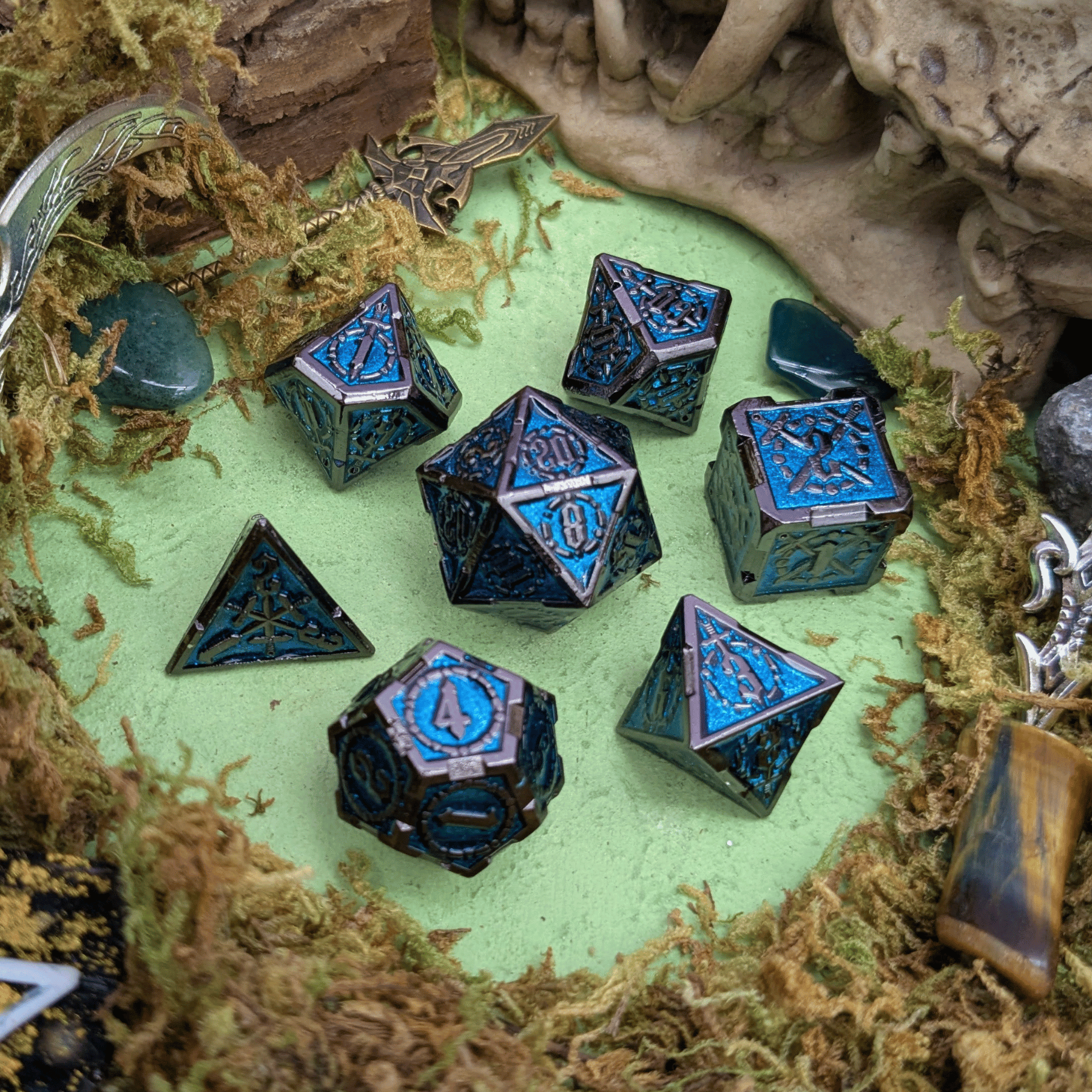 Swords Blue and Silver Metal Core Dice Set