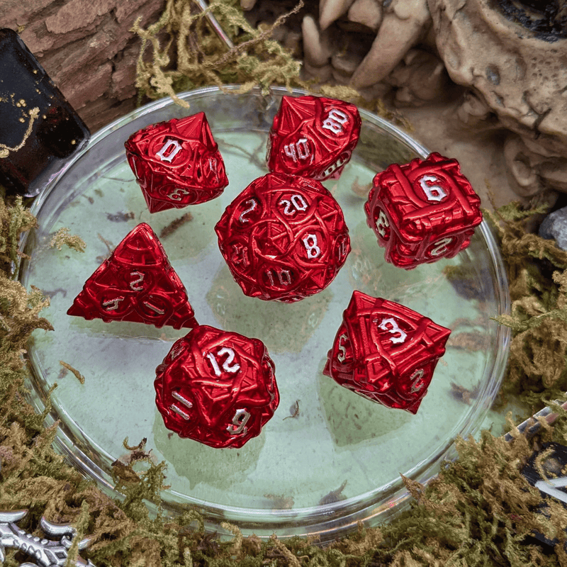 Thorns Red Metal Core Dice Set