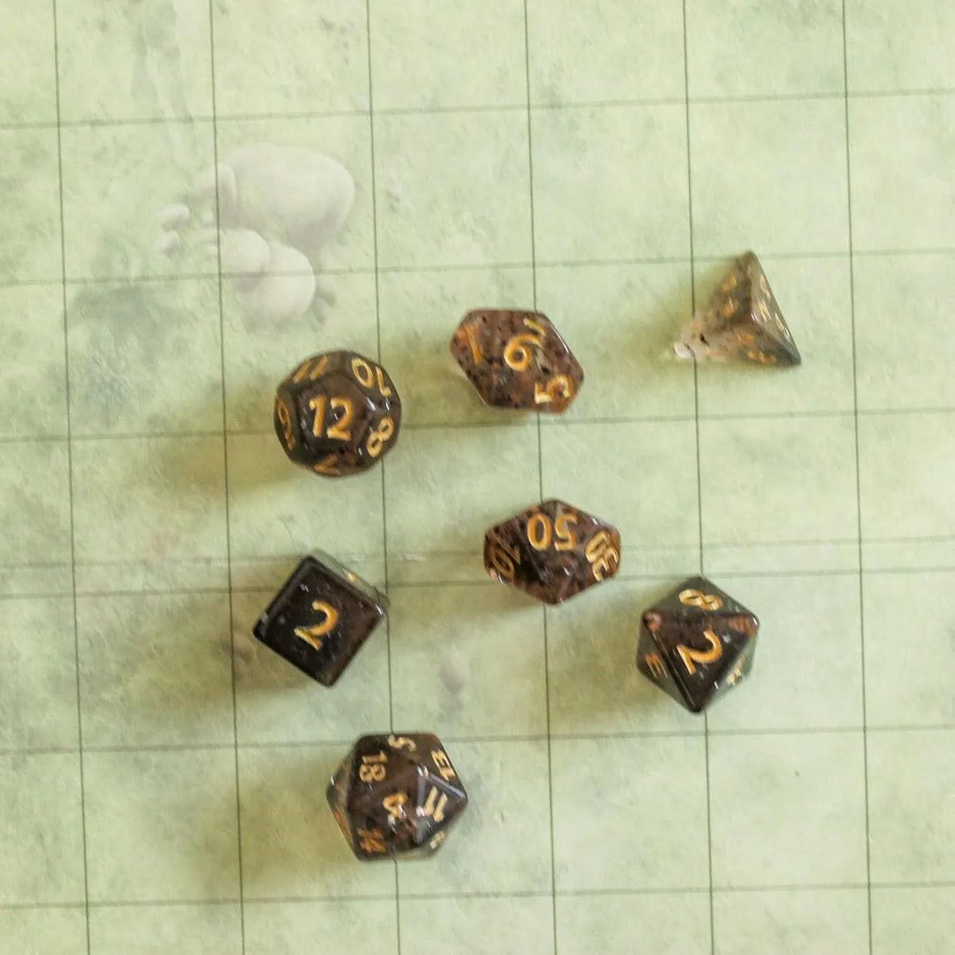 Black Glitter TTRPG  Dice Set |    Dice (7) | Polyhedral Dice - MysteryDiceGoblins
