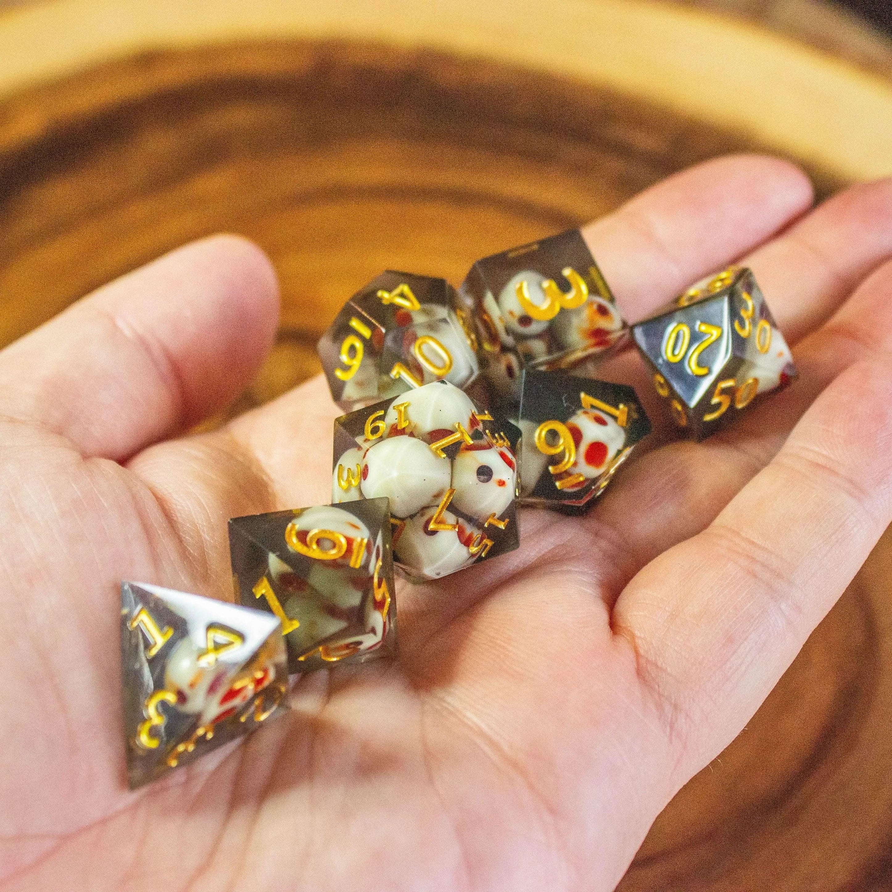 Skull Black Resin TTRPG  Dice, TTRPG  Sharp Edge Dice Set for   , Polyhedral Dice Set - MysteryDiceGoblins